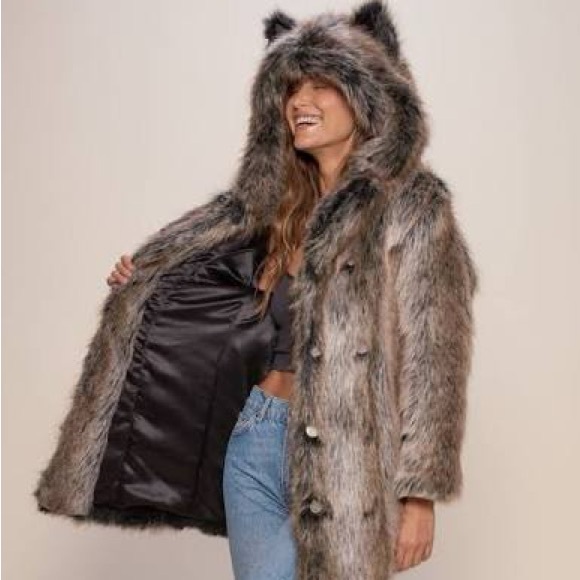 SpiritHoods Classic Grey Wolf Faux Fur Coat (Sz: Small) - Picture 4 of 4